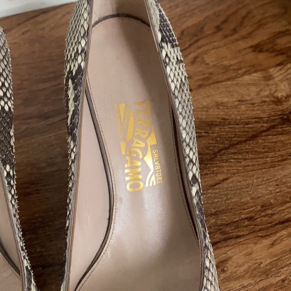 Salvatore Ferragamo Snakeskin Kitten Heels, 6.5 - Picture 3 of 8